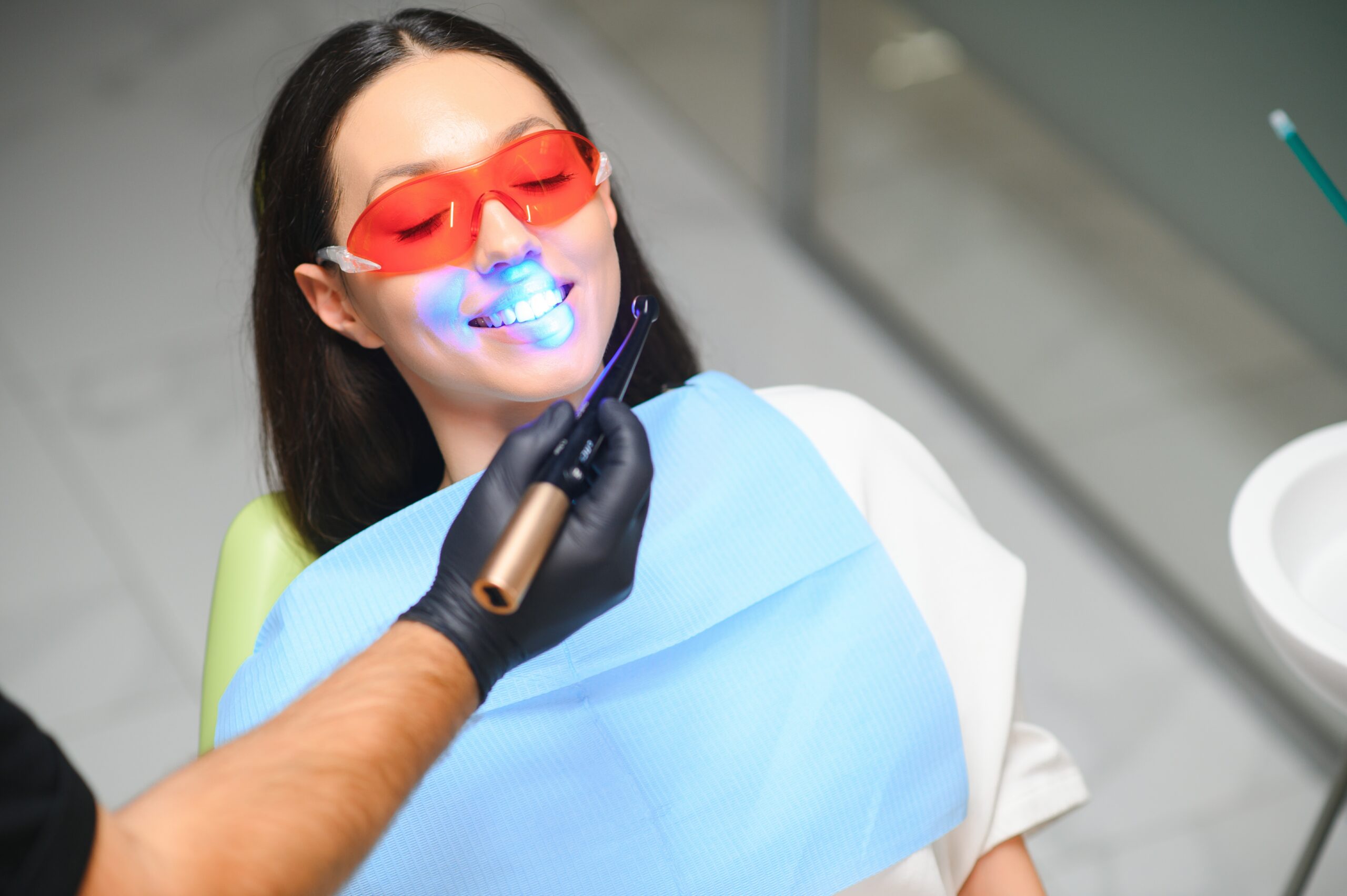 patient receiving the best teeth whitening for sensitive teeth
